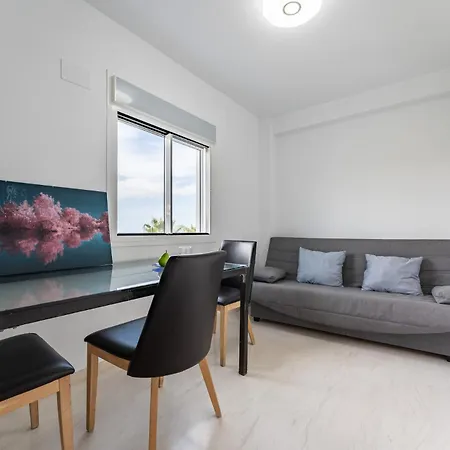 Apartment Ct 376 - Faro's Calypso Duplex Penthouse - Walking Distance To Sitio de Calahonda