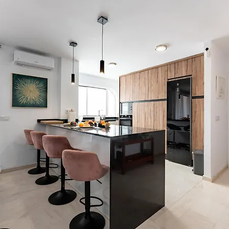 Apartment Ct 376 - Faro's Calypso Duplex Penthouse - Walking Distance To
